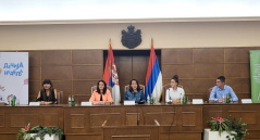  4. октобар 2022. Потпредседница Народне скупштине Снежана Пауновић отворила седницу ученичког парламента у оквиру Дечје недеље парламентаризма 